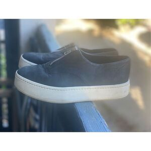 Vince Women’s Warner Black Nubuck Leather Zipper Vamp Platform Sneakers Sz 7 US
